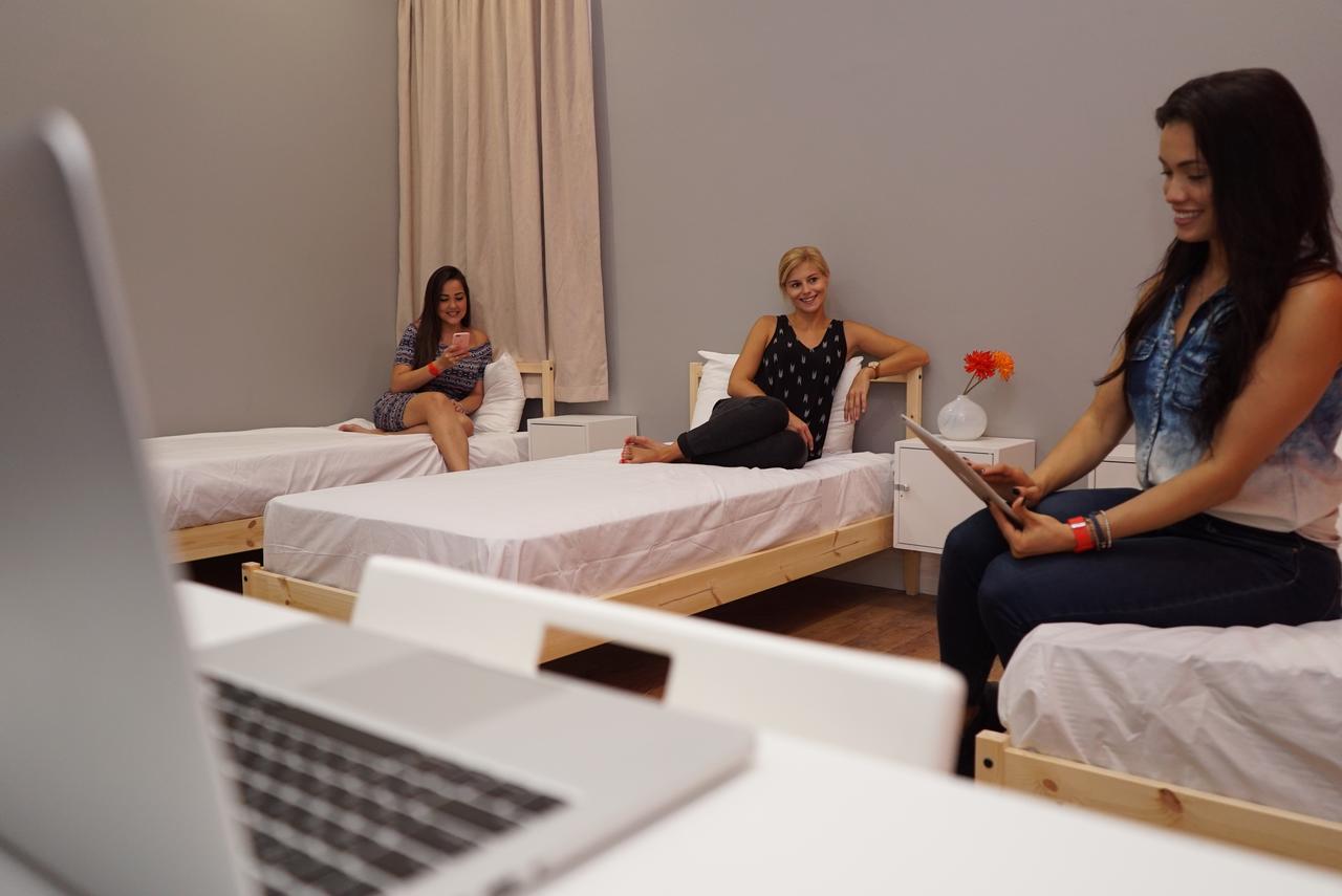 Cozzystay Accommodation Перт Экстерьер фото