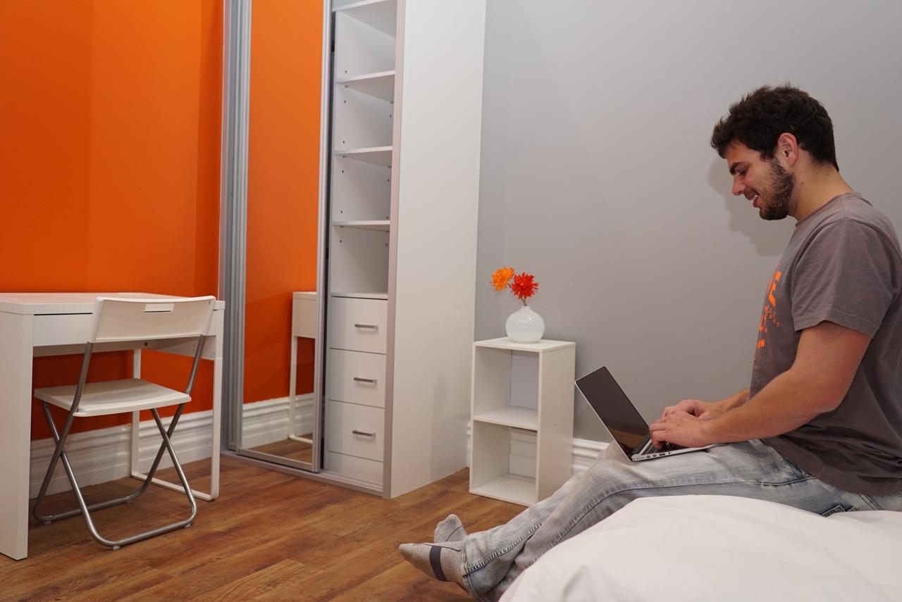 Cozzystay Accommodation Перт Экстерьер фото