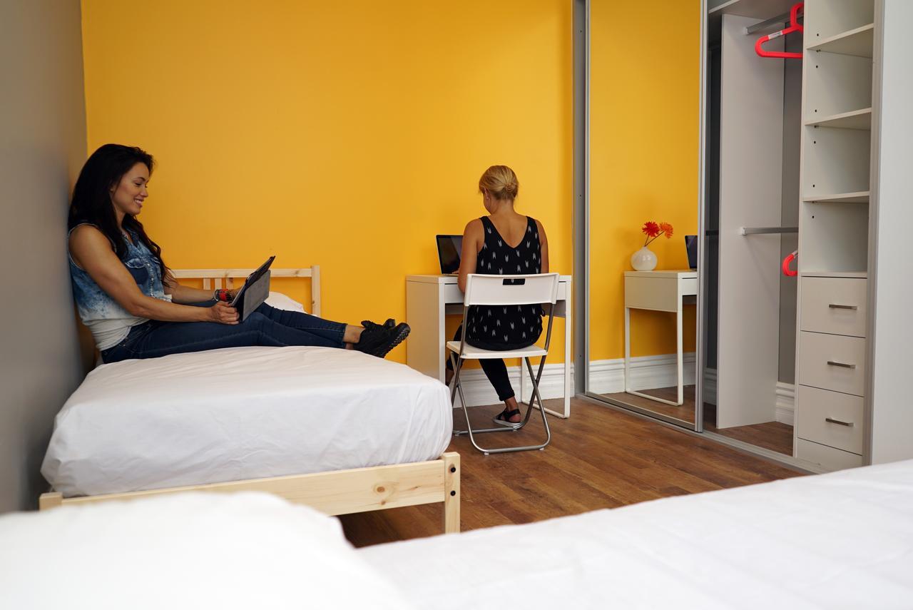 Cozzystay Accommodation Перт Экстерьер фото